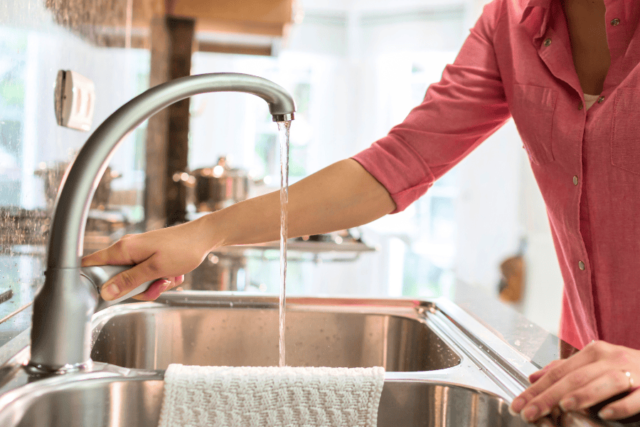 25 Highly Effective Water Saving Tips To Reduce Your Water Bill